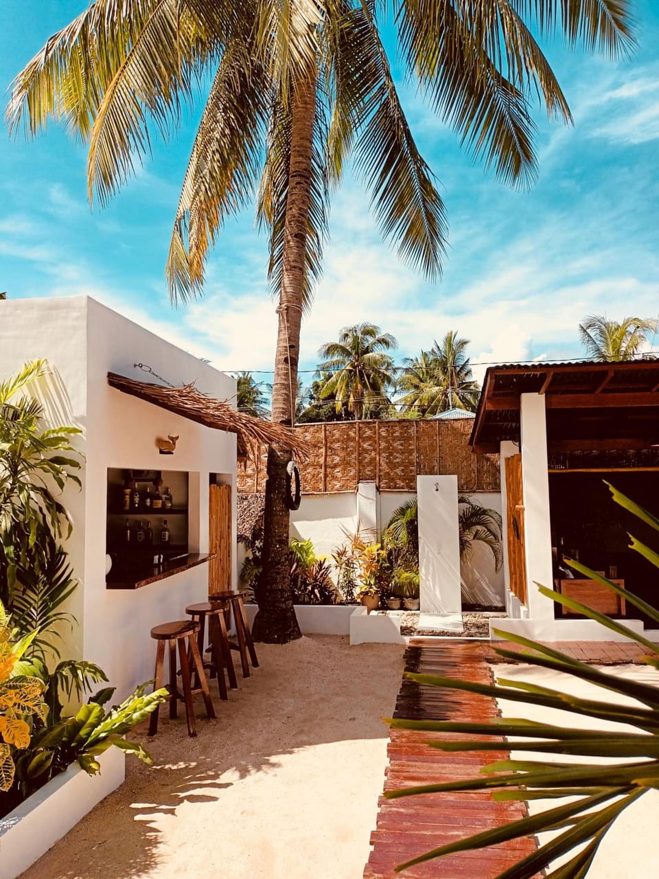 Carl‘s Island Inn Hotel in Central Visayas