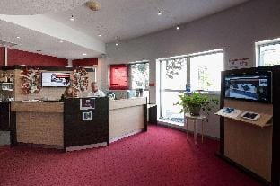 Comfort Hotel Clermont Saint-Jacques Hotel in Clermont-Ferrand