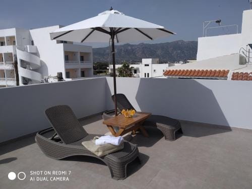Comfortable newbuilt 2 Bedroom Apartment, 15 meters from the sea Hotel in Kardamena