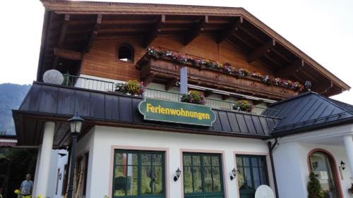 Ferienwohnungen Birnbacher Hotel in Salzburgerland