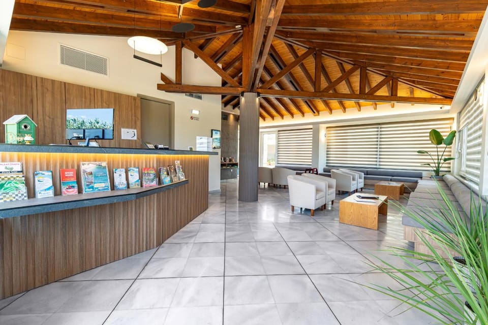 Kostakis Beach Apartment hotel in Crete Region