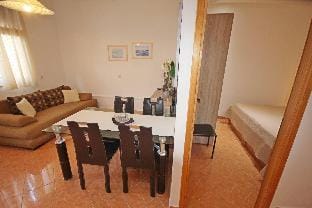 Family Apartment Mirela Borik Hotel in Zadar