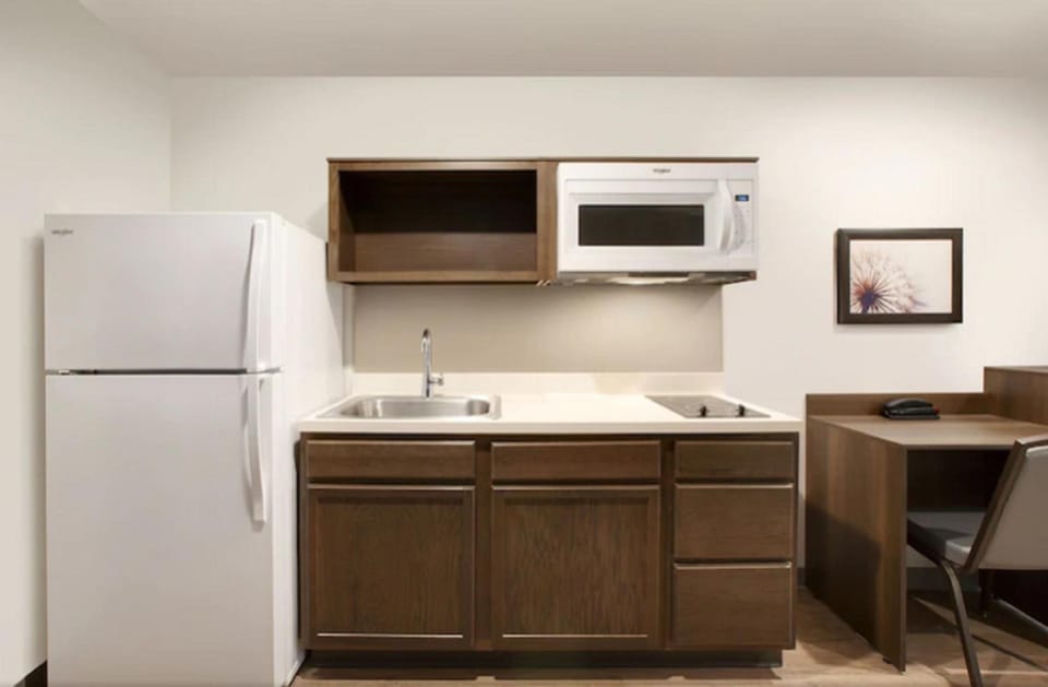 WoodSpring Suites Columbus Urbancrest Hotel in Grove City