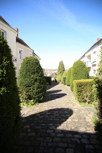 Aux Portes du Chateau Hotel in Centre-Val de Loire