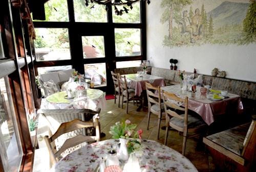 Gasthof und Eiscafe Frank Hotel in Thuringia, Germany
