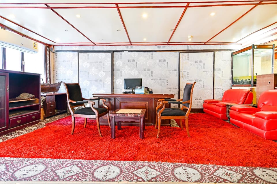 OYO 119 Le Vondome Hotel in Manama