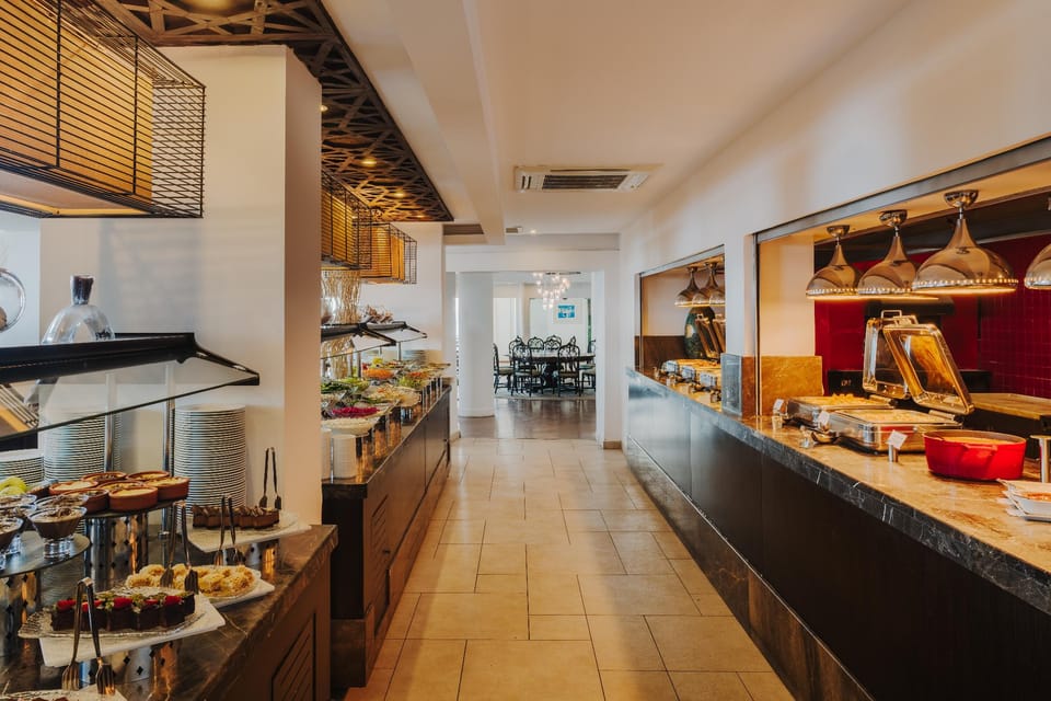 Arkin Palm Beach Hotel Hotel in Famagusta