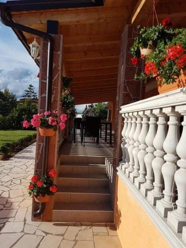 VILLA NIKOLINA Hotel in Premantura