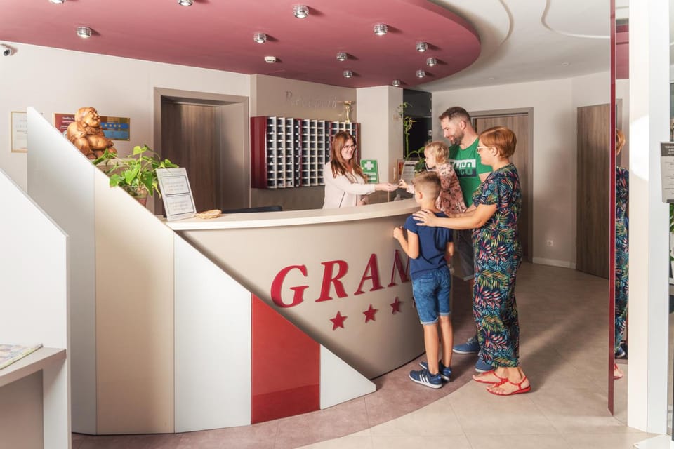 Granada Conference, Wellness and Sport Hotel Hotel in Hungary