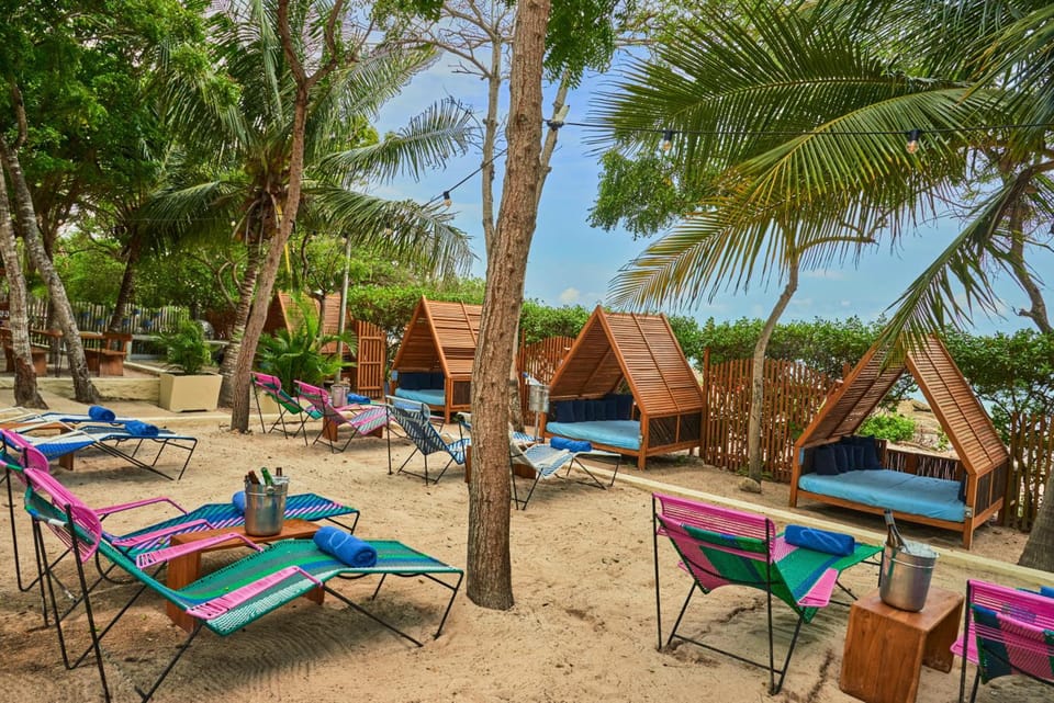 Blue Apple Beach Hotel in Bolivar