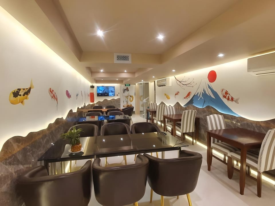 SAIGON BY NIGHT LUXURY HOTEL Hotel in Ho Chi Minh City