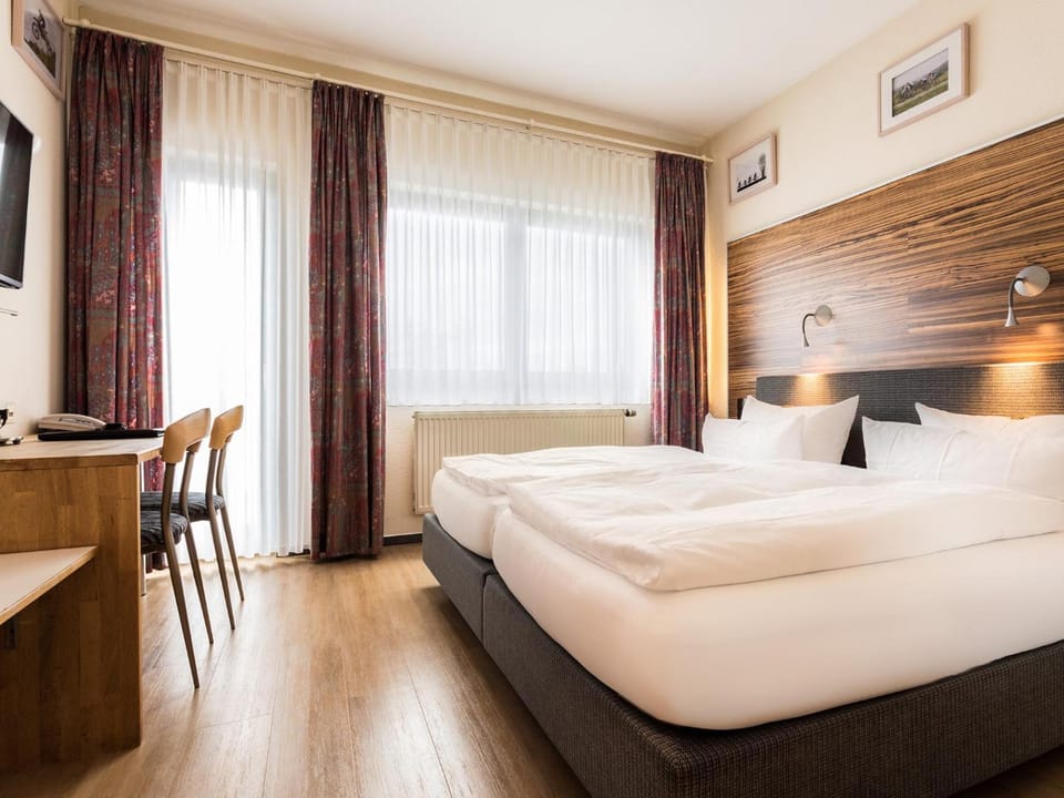 Hotel & Wirtshaus Hansen Hotel in Bergisch Gladbach