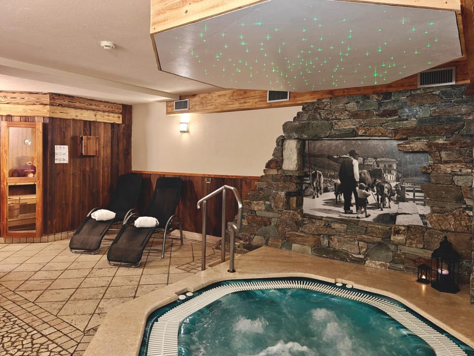 Hot tub