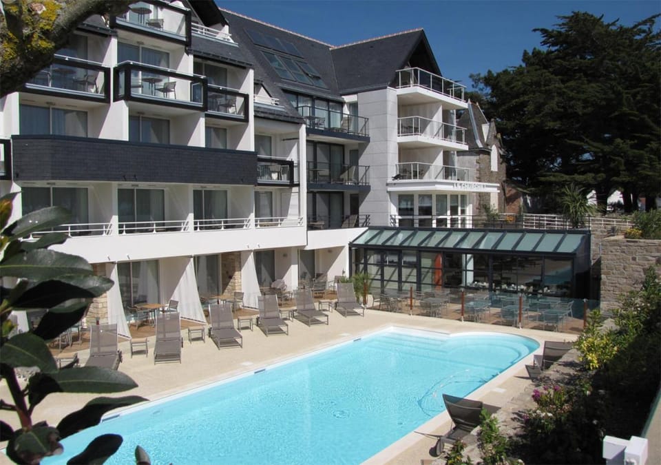 Le Churchill Hotel & Spa Hotel in Carnac