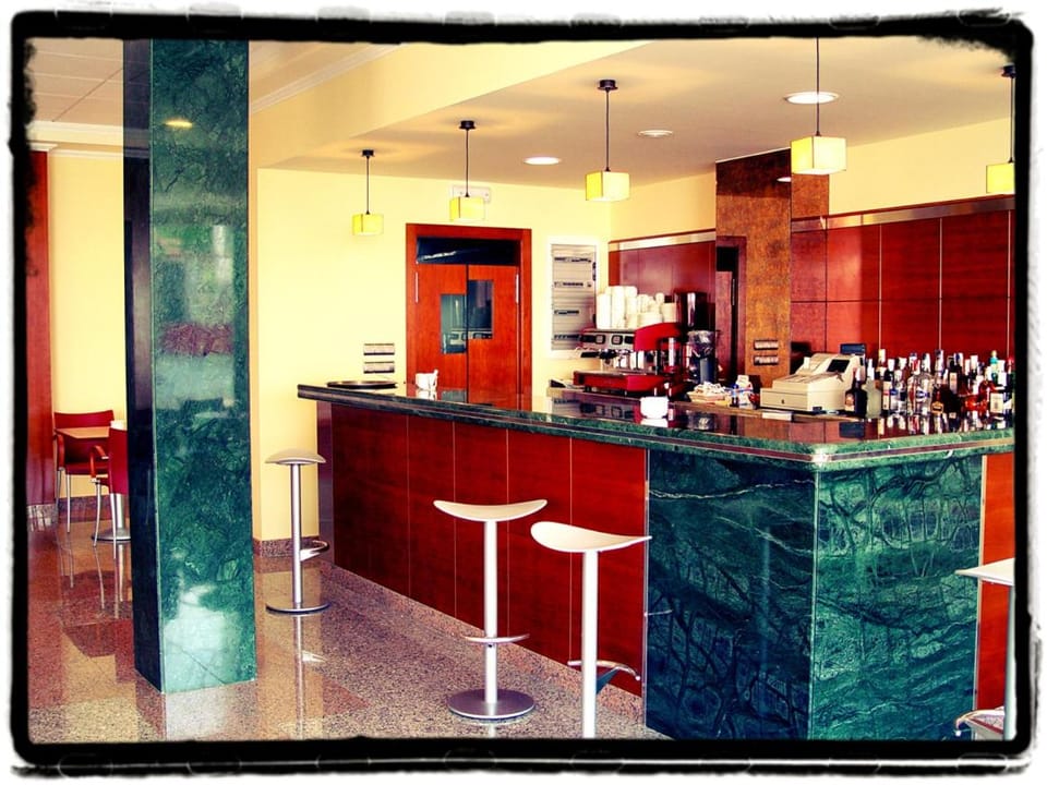 Bar/lounge
