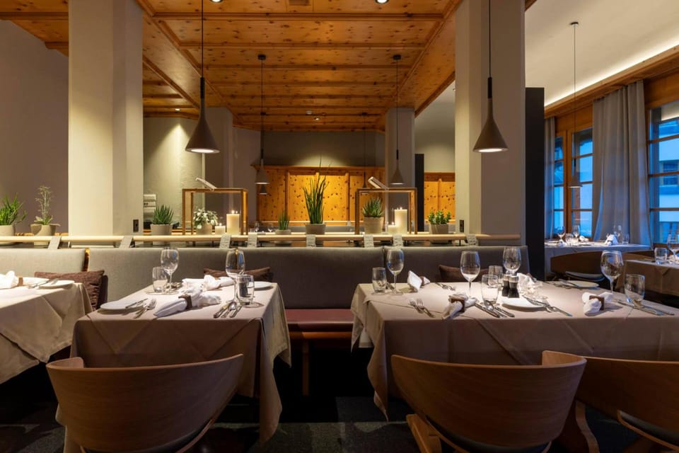 Hotel Schweizerhof Lenzerheide Hotel in Lantsch/Lenz