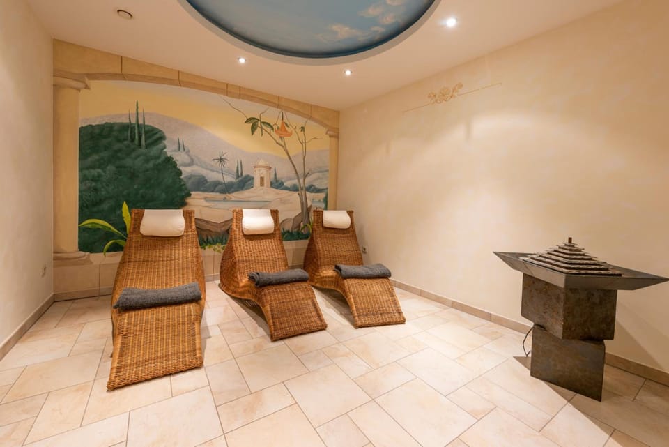 Hotel - Restaurant " Victor Hugo" Hotel in Luxembourg