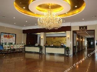 Baiyun Hotel Xinchang Hotel in Zhejiang