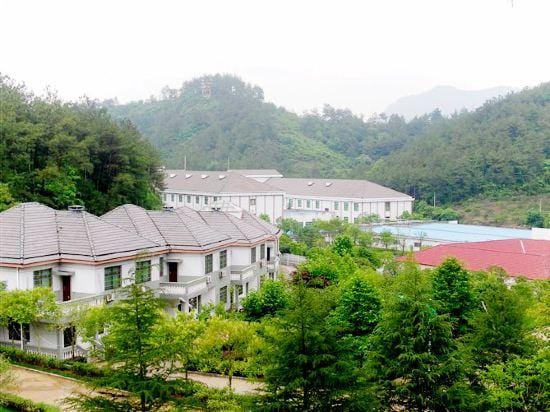 Ruihe Holiday Resort Hotel in Zhejiang