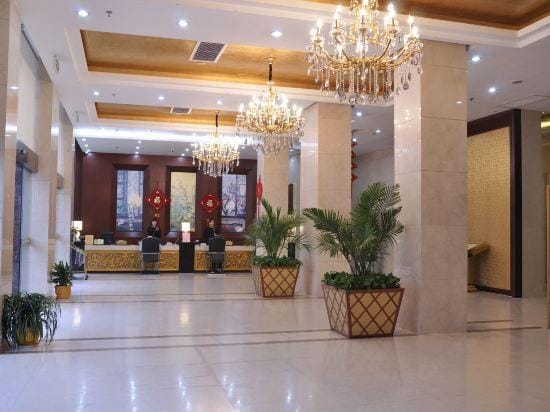 Hengdian World Studios Xinghe Grand Hotel (Ming and Qing Palace Scenic Area) Hotel in Zhejiang