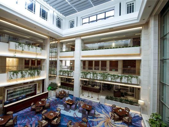 Weisheng Xiangyi Resort (Yunyi Building) Hotel in Zhejiang