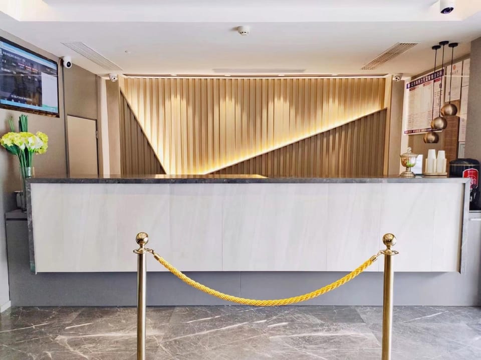Homeinn Selected (Suning Plaza) Hotel in Jiangsu