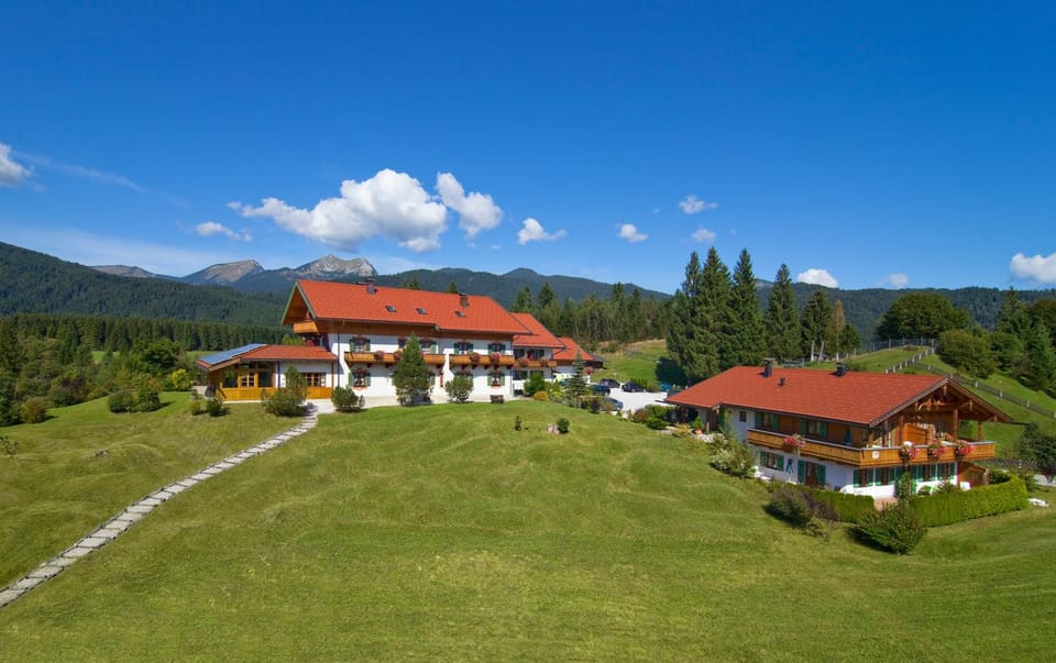 Landhotel zum Bad Hotel in Mittenwald