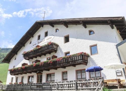 Gasthof Albergo Neuwirt Hotel in Trentino-South Tyrol