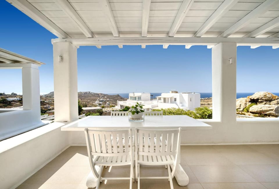 Lofos Apartments Apartment hotel in Mykonos, Mikonos 846 00, Greece