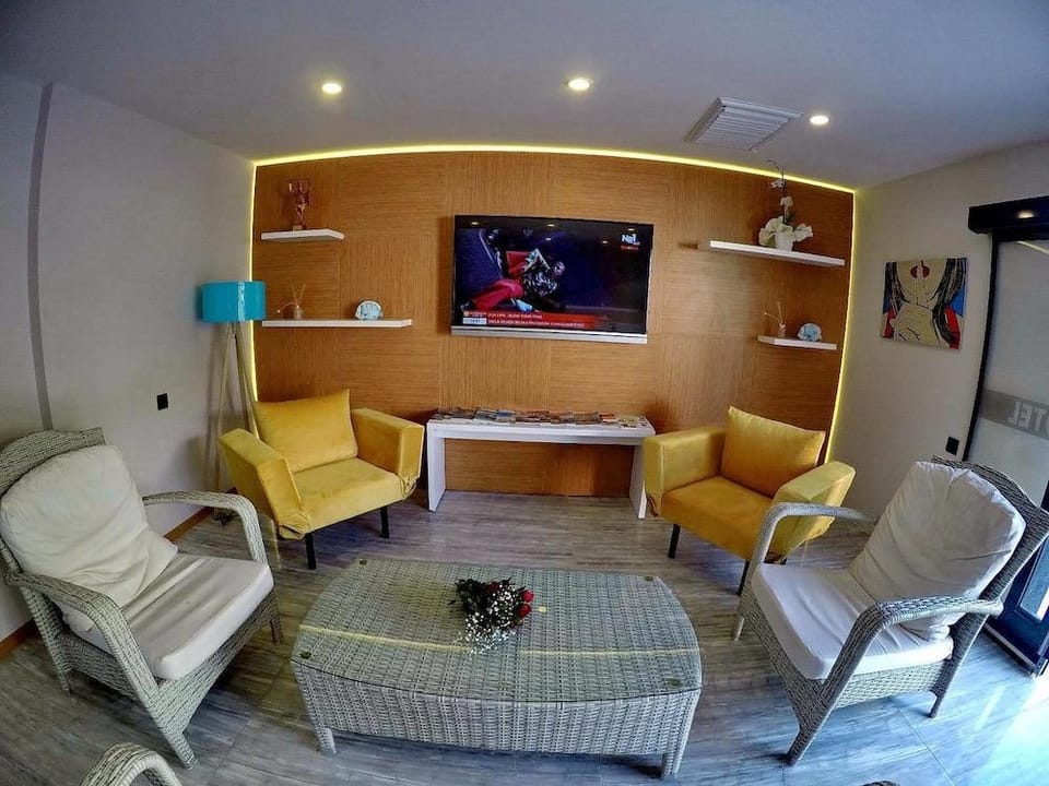 Saatlı Hotel Hotel in Cesme