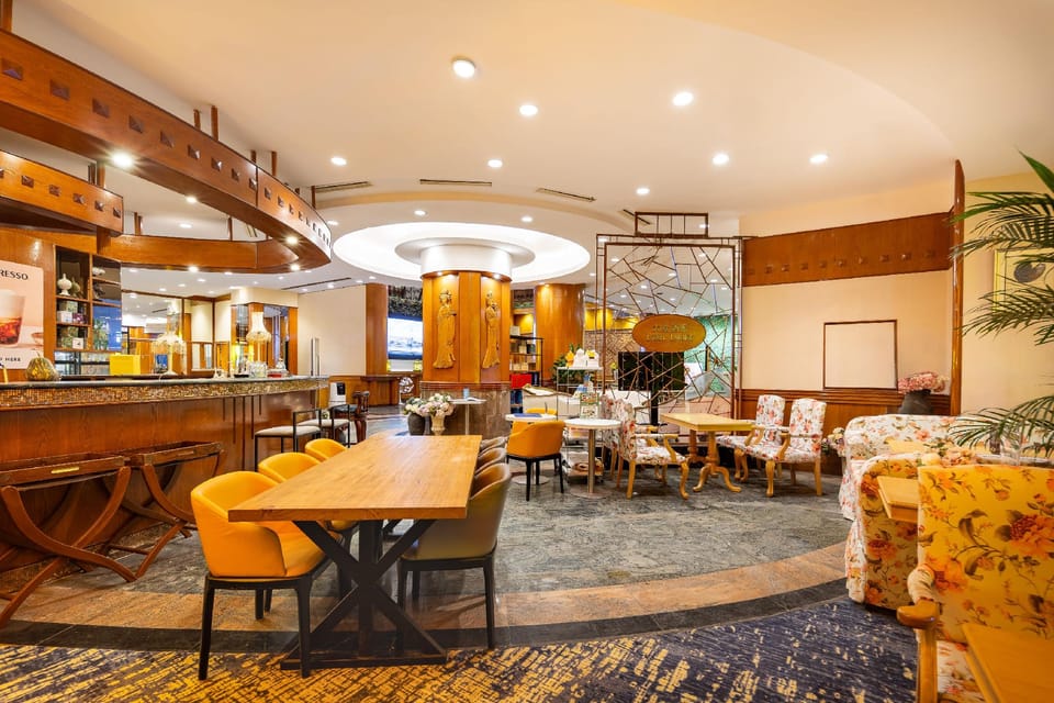 Gloria Plaza Hotel Hotel in Liaoning