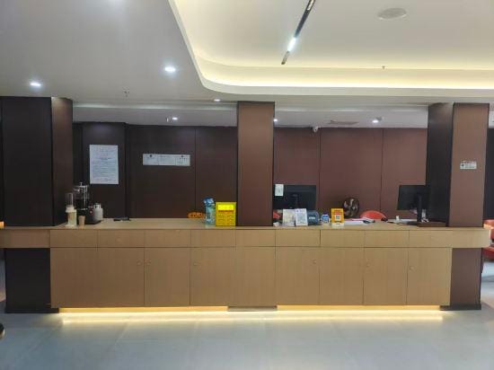 Heyston Hotel (Shantou MixC Longyan South Food Street Store) Hotel in Guangdong