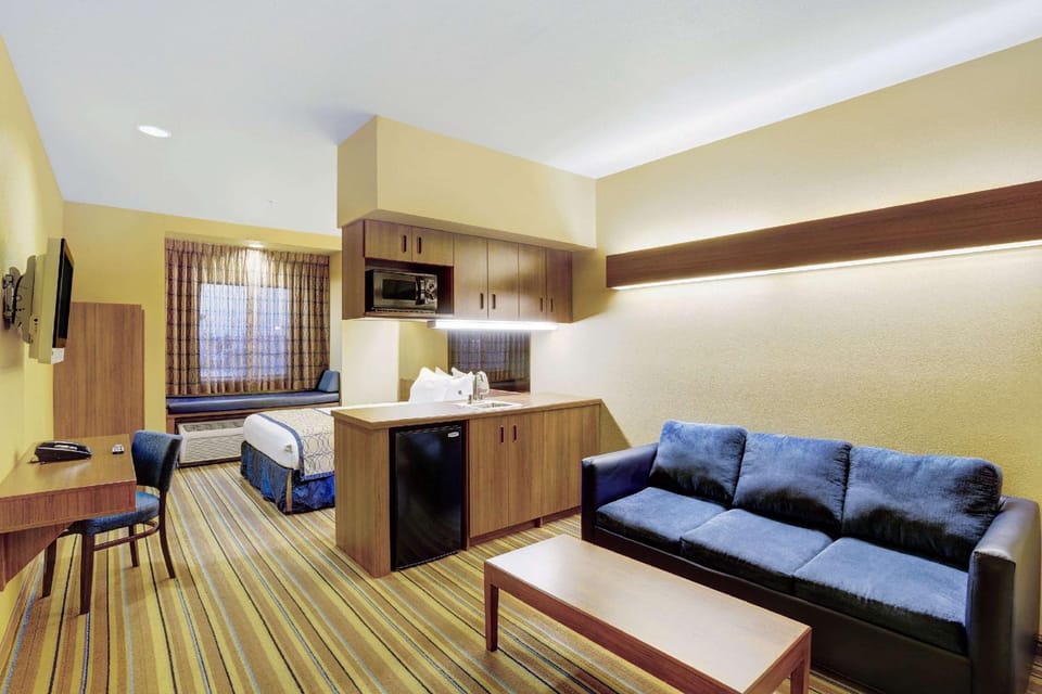 Suite room