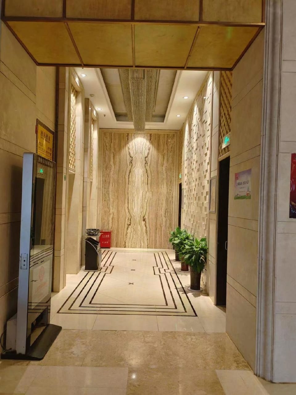 Victoria Royal Hotel Hotel in China