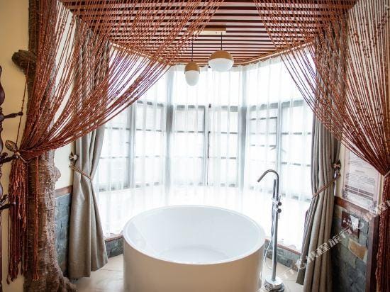 Dragon Gulf Resort Hotel in Guangdong