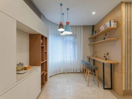 Homeinn Hotel (Ningbo Tianyi Square Center) Hotel in Zhejiang