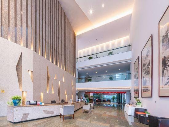 Nanyuan Wulongtan Resort Hotel in Zhejiang