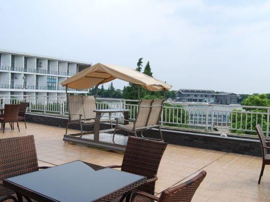 Zhushanhu Lake Town Holiday Hotel Hotel in Suzhou