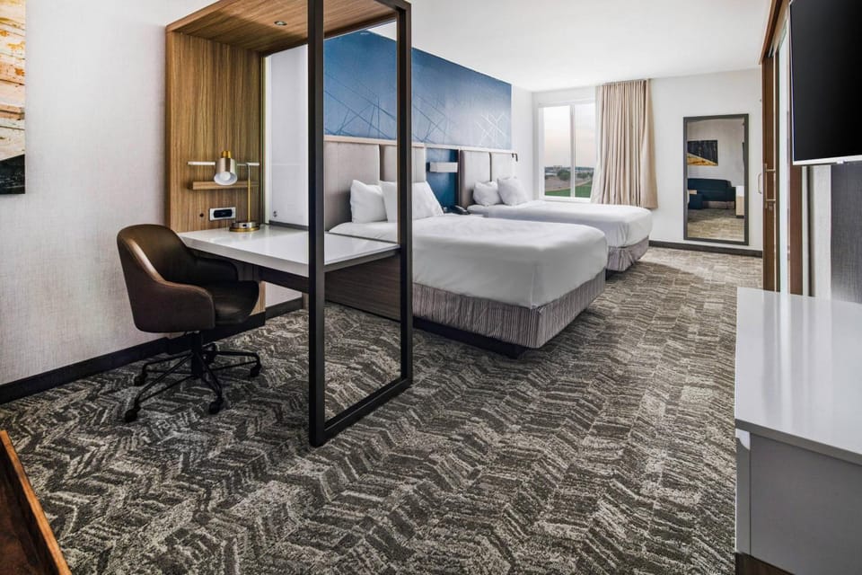 Suite room