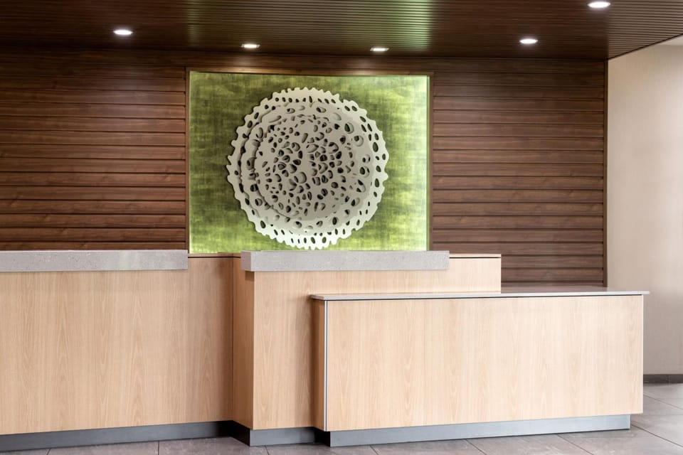 Fairfield by Marriott Inn & Suites Cleveland Tiedeman Road Hotel in Brooklyn