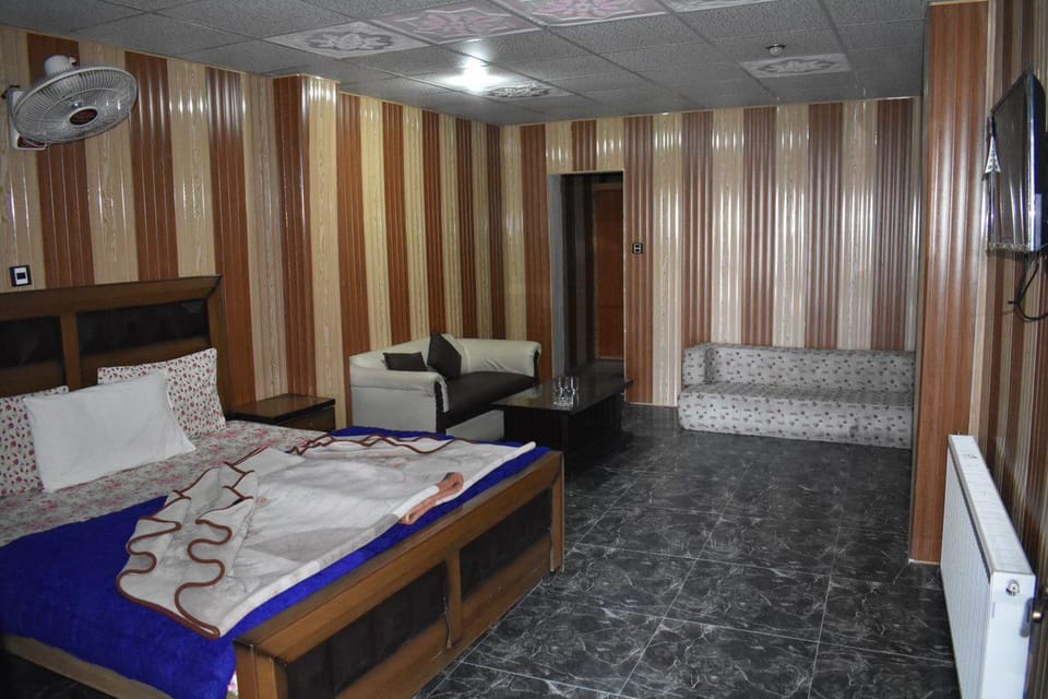Guestroom