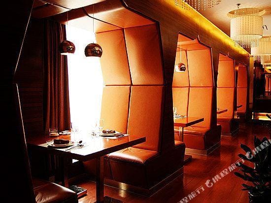 Huzhou Carnival Hotel Hotel in Suzhou