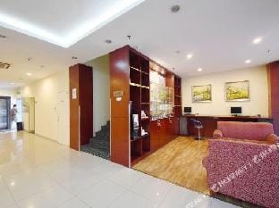 Super 8 Hotel (Kunshan Bailu Middle Road) Hotel in Shanghai