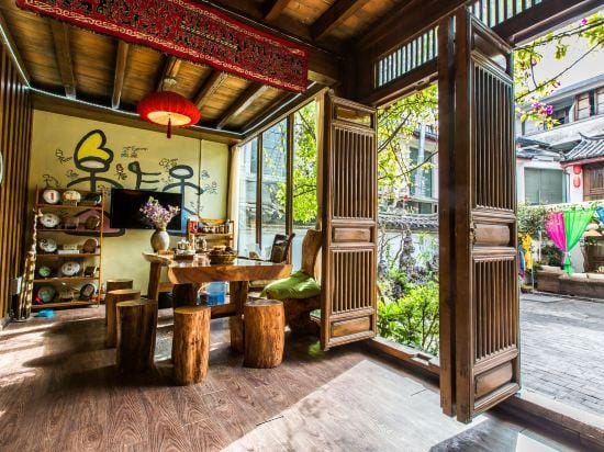 Huamisheng Inn Hotel in China