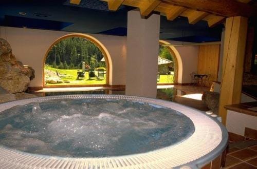 Hot tub