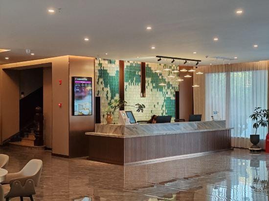 Longhu Sunny Holiday Hotel Hotel in Jiangsu