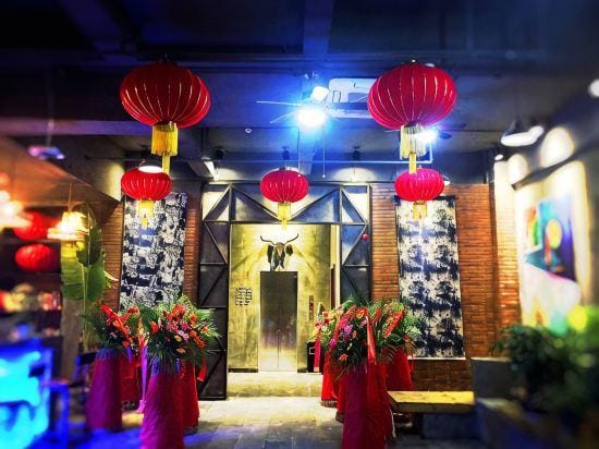 Yiyue Qiushe Hotel Hotel in Sanya