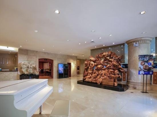 Guilong Hotel Hotel in China