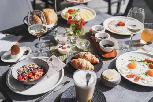 Guesthouse Karnatsch Hotel in Tirol