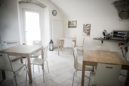 La corte dell'Elmo Hotel in Province of Brescia